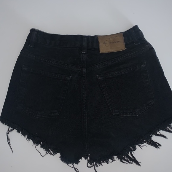 Calvin Klein shorts - Picture 5 of 9